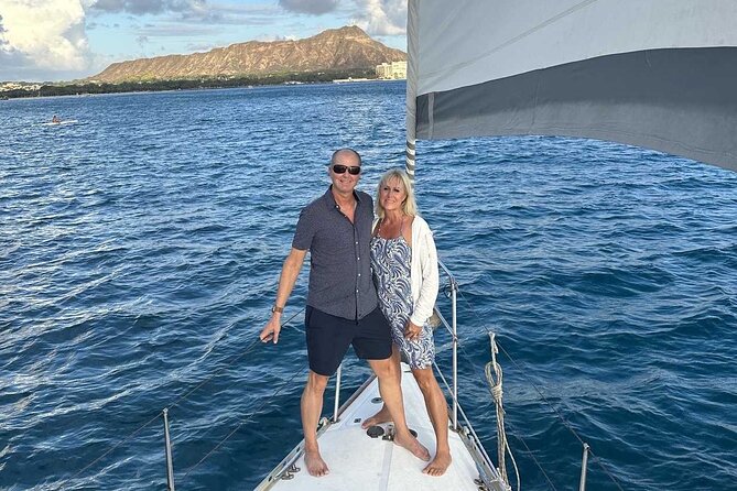 Waikiki private Day Tour and Sunset sail for couples - Stop 3: Diamond Head State Monument views and open-ocean sailing