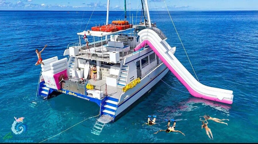 Waikiki: Snorkeling & Ocean Playground Experience - The shade, restrooms, and comfort details that make it feel easy
