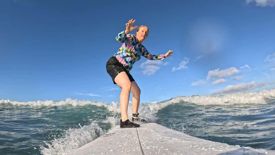 Waikiki: Surf Lessons Easy 60 min classes no crowds! - Marine Life Near Waikiki: Sea Turtles, Monk Seals, and Dolphins