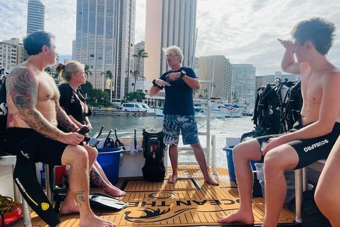 Waikiki Two Tank Guided Scuba Diving Adventure: Certified Diver - Gear, measurements, and the certified-diver checklist