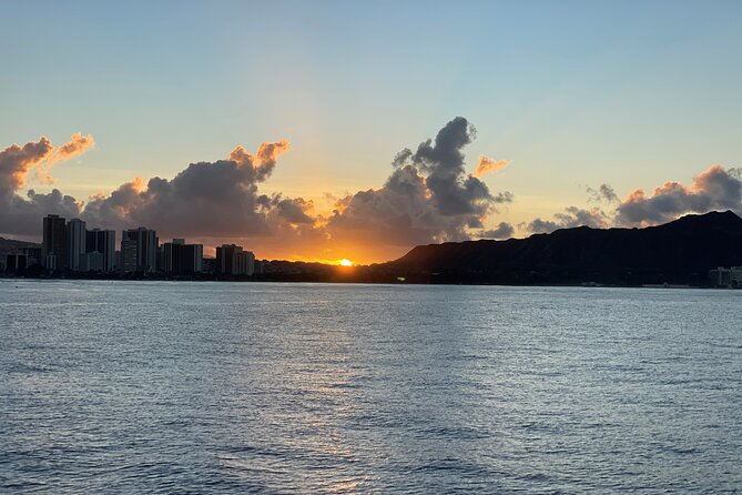Whale Watching and Sunrise Breakfast Cruise in Honolulu - Seating, Views, and the Motion Sickness Reality Check