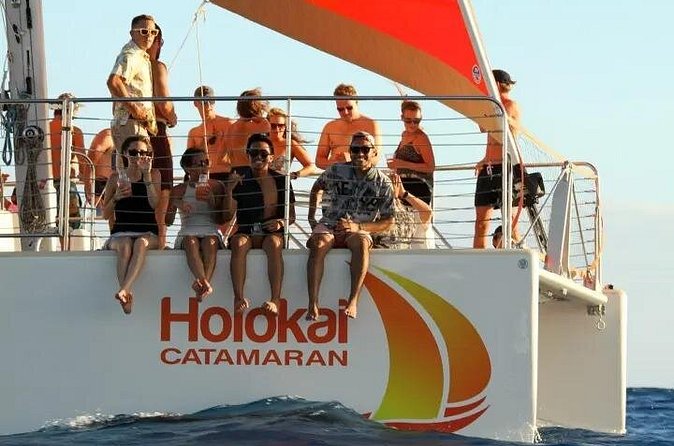 Whale Watching Sail in Honolulu with Open Bar - Who Should Book This Whale Watching Sail (and Who Might Want Another Option)