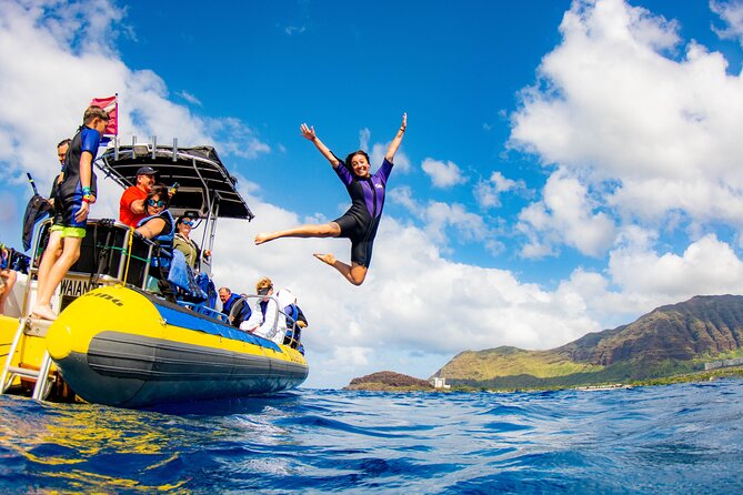 Wild Dolphin Watching and Snorkel Safari Off West Coast of Oahu - Why the 32-foot USCG boat matters for dolphin spotting